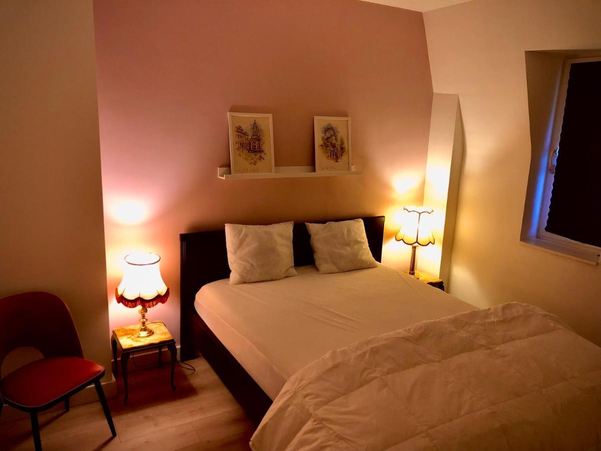 Le Saint Laurent Apartment Liege Bagian luar foto